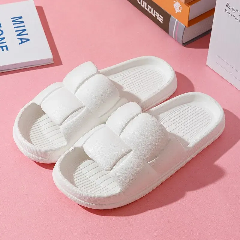 2023 Summer Non Slip Flip Flops for Women Soft Sole Eva Indoor Sandals with Thick Flat Bottom Fashionable Bathroom Slippers for Home 1pc