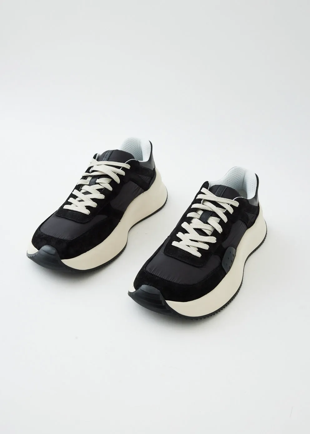 Black Sneaker