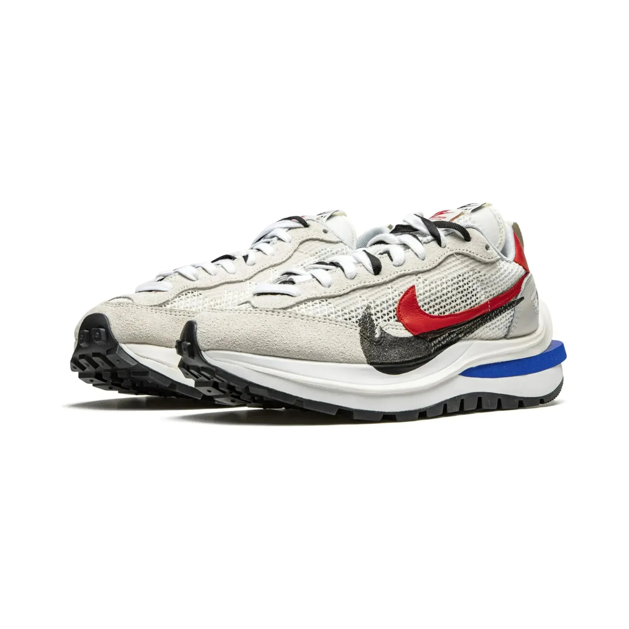 Nike Vaporwaffle Sacai "Fuchsia Game Royal"