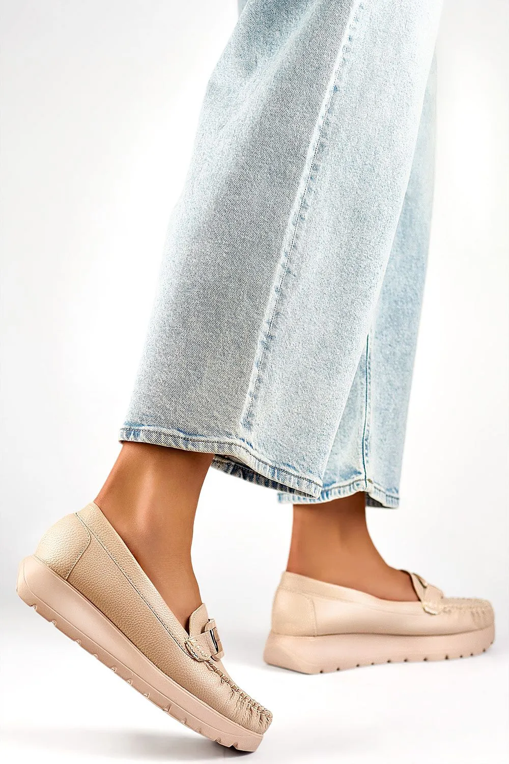 TEEK - Beige Linked Soft Platfirm Loafers