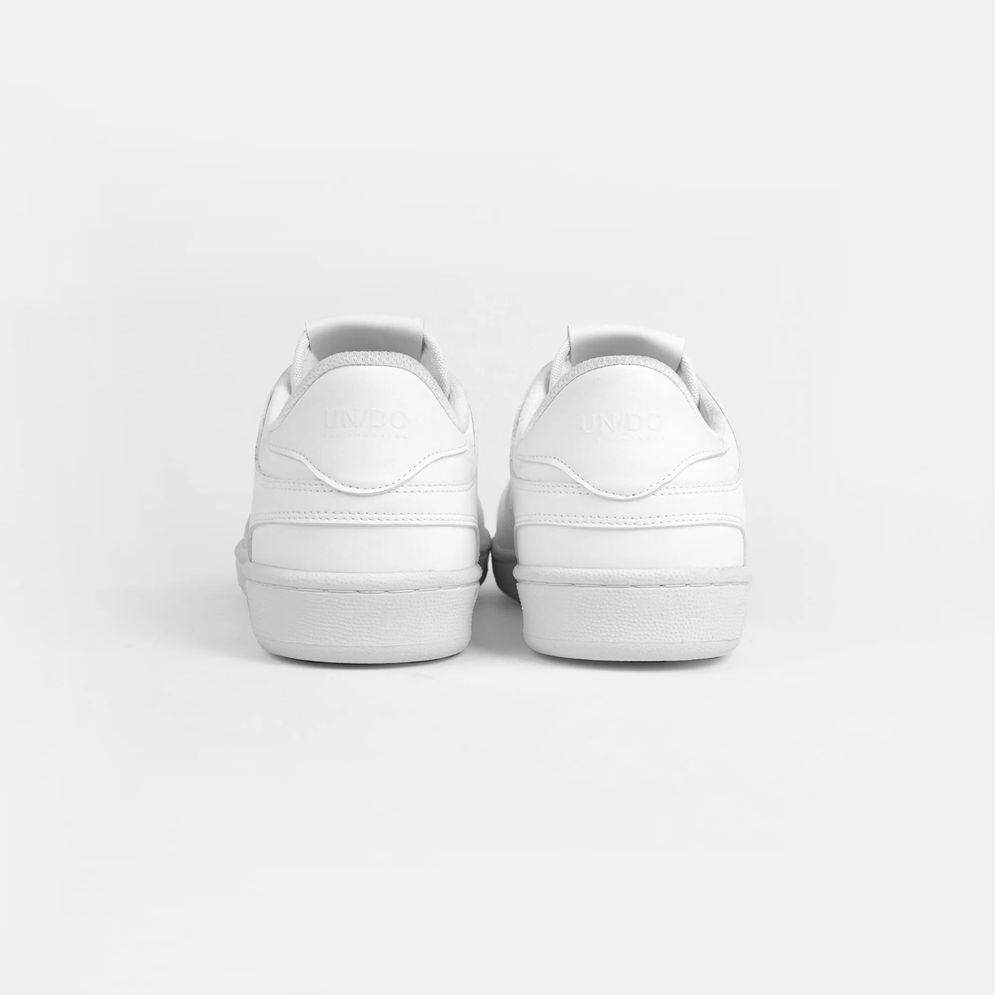 The Surfer Polar White